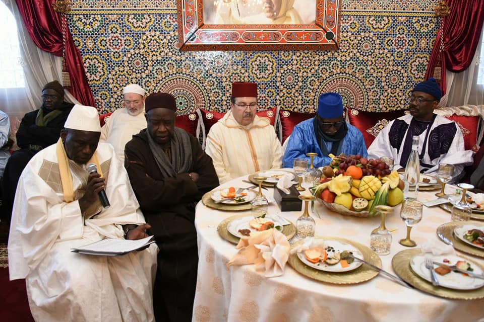 Les images du diner offert au Khalife general des tidianes au Maroc 