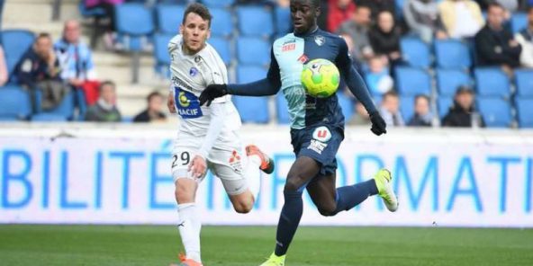 FERLAND MENDY DEFENSEUR FRANCO-SENGALAIS DE LYON: «Je ne me suis pas encore penché sur le Sénégal»