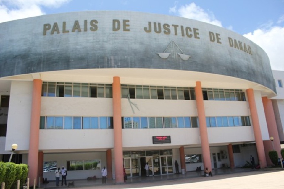 INTERROGATROIRE DE MOUSTAPHA DIATTA: la corrélation du parquet entre l’accusé et les auteurs présumés de l’affaire du Grand Bassam a mis en colère ses avocats