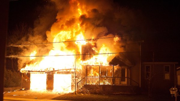 DRAME AU QUARTIER FAHU 2 DE THIES: Un incendie ravage la maison de Samba Dème, un gendarme invalide retraité, et emporte le labeur de 32 ans