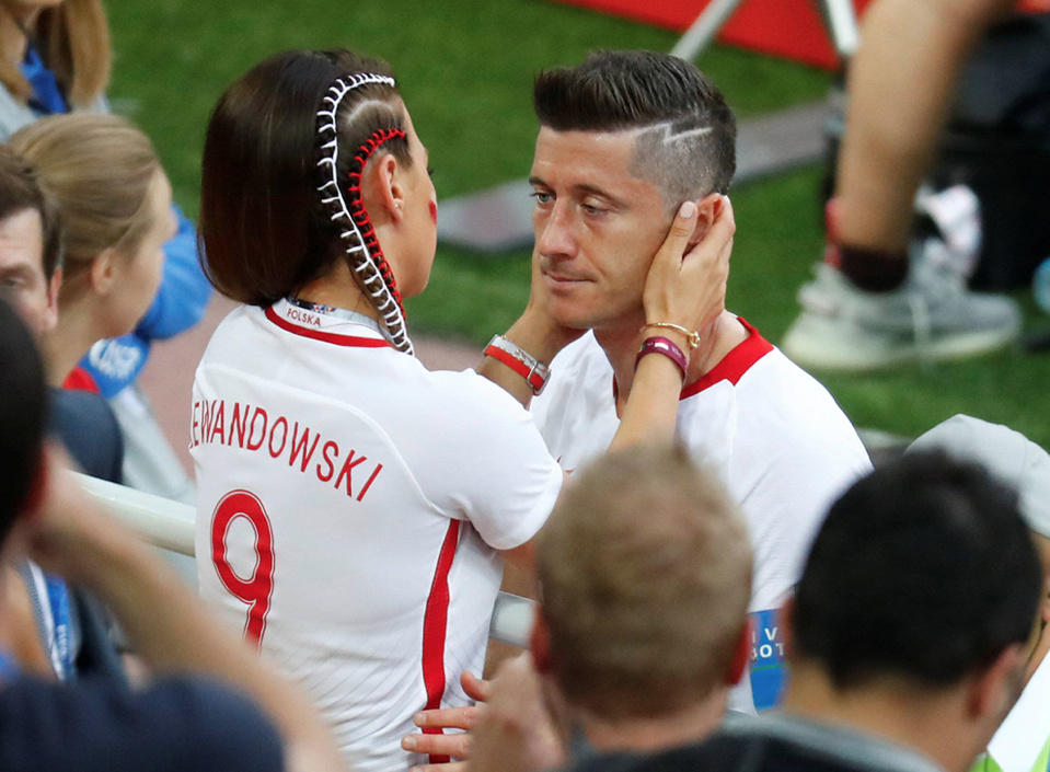 ROBERT LEWANDOSKI, CAPITAINE DE LA POLOGNE: «Mon équipe avait peur de sortir»