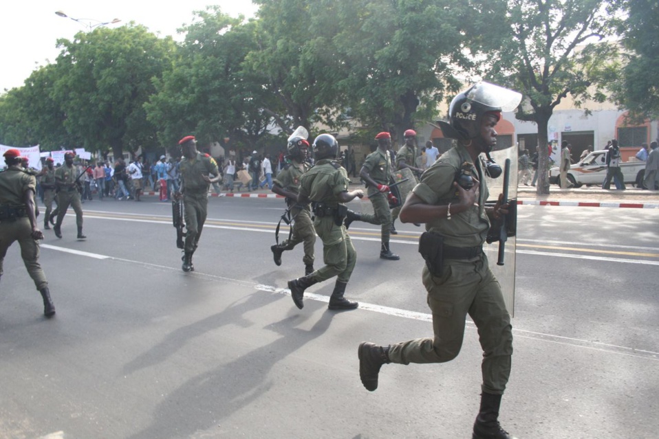 10 MOIS SANS PERCEVOIR LEURS PRIMES: Les éléments du Gmi ont le moral dans les chaussettes à Ziguinchor