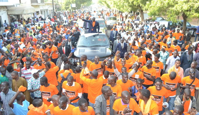 OUVERTURE DE SA CAMPAGNE POUR LA PRÉSIDENTIELLE : À Thiès, Idy massacre Macky Sall, fait les yeux doux à Me Wade et annonce sa victoire dès le premier tour