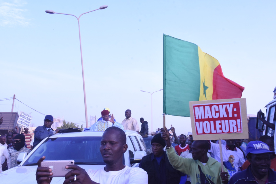 ARRIVEE HIER DU PAPE DU SOPI : Abdoulaye Wade crée une déferlante à Dakar