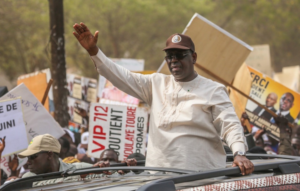 MACKY SALL SUR LES INCIDENTS DE TAMBA: «Ce qui s’est passé, c’est déjà le résultat de l’appel à la violence prôné par certains leaders politiques». Mais qu’ils sachent qu’ils répondront de leurs actes devant les tribunaux»