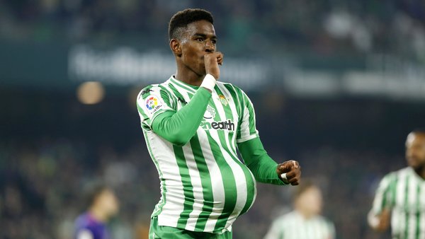 MERCATO : Junior Firpo en route vers le FC Barcelone