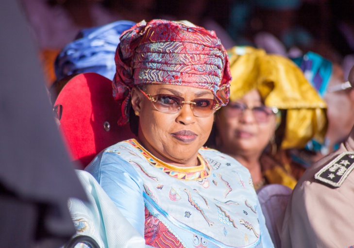 PREMIERE RENCONTRE AVEC LES FEMMES DE L’APR APRES SA NOMINATION: Ndèye Saly Diop Dieng couvre Marième Badiane de cadeaux, et appelle à la cohésion, l’engagement et la mobilisation