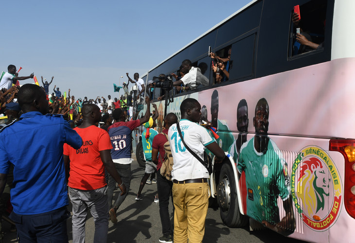 RETOUR DE L’EQUIPE NATIONALE DU SENEGAL, DAKAR EN EBULLITION : Une traversée de Dakar triomphale pour les Lions