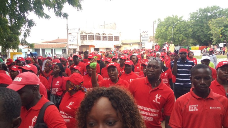 ERECTION DU DISTRICT SANITAIRE EN HOPITAL DE NIVEAU 2 : Bignona marche en rappelant les promesses de Macky Sall et Boun Abdallah Dionne, chiffres à l’appui