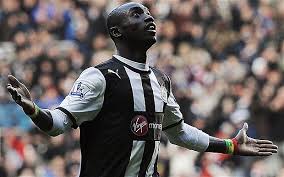 9 BUTS EN 9 MATCHS : Newcastle veut rapatrier Papiss Cissé