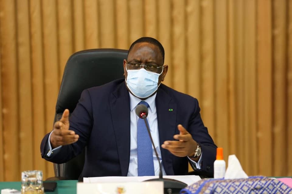 Pour avoir été en contact avec une personne testée positive au Covid-19: Le Président Macky Sall se met en quarantaine