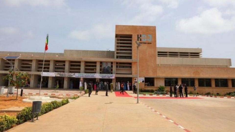 FINANCEMENT NON ESSENTIEL A L’HOPITAL DALAL JAMM: Le Pca rectifie Macky Sall et claque la porte