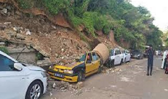 EBOULEMENTS D’UN MURET DE LA CORNICHE EST DE DAKAR : Un géologue prévient sur le danger et alerte l’État d’un probable mouvement sismique