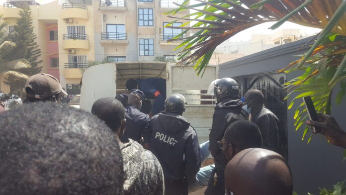 Manifestation de soutien suivie de casses dans le quartier du leader de Pastef: les militants de Pastef arrêtés risquent gros