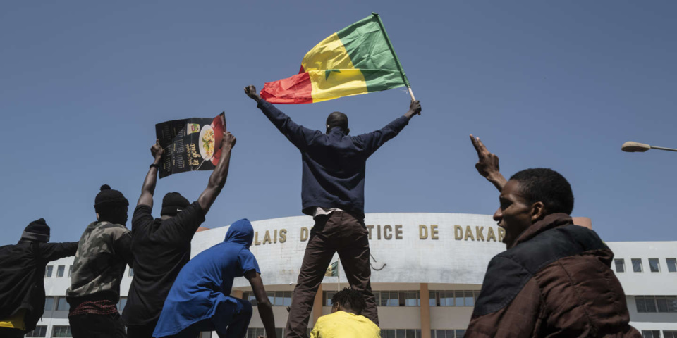 Et saisit de nouveau Macky pour plus de gestes d’apaisement