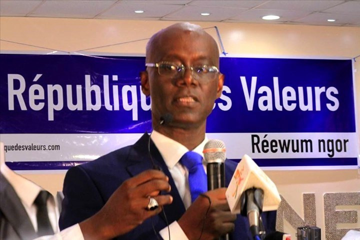 AFFECTATION DE 650 HA ET DÉCOUPAGE ADMINISTRATIF A PIKINE: La République des valeurs crie aux motivations électoralistes taillées sur mesure pour Aliou Sall par Macky Sall