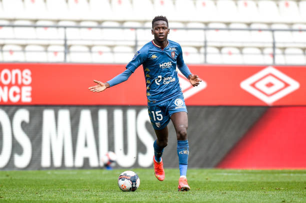 LIGUE 2 FRANCE-MEILLEUR JOUEUR DE LA SAISON: Pape Matar Sarr nominé