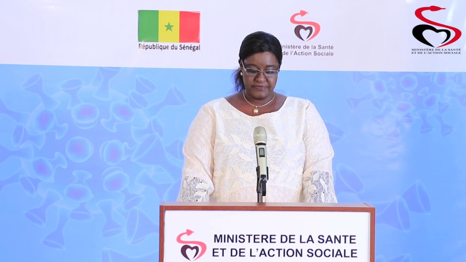 DR MARIE KHEMESSE NGOM, PRESIDENTE DU COMITE NATIONAL DE GESTION DES EPIDEMIES (CNGE) «Des enfants de 2 ans qui avaient des comorbidités sont morts du Covid»