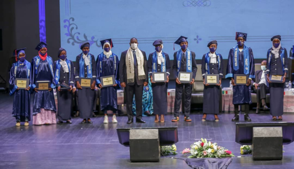 CEREMONIE DE REMISE DES PRIX DU CONCOURS GENERAL: Macky Sall tance les casseurs et les tricheurs