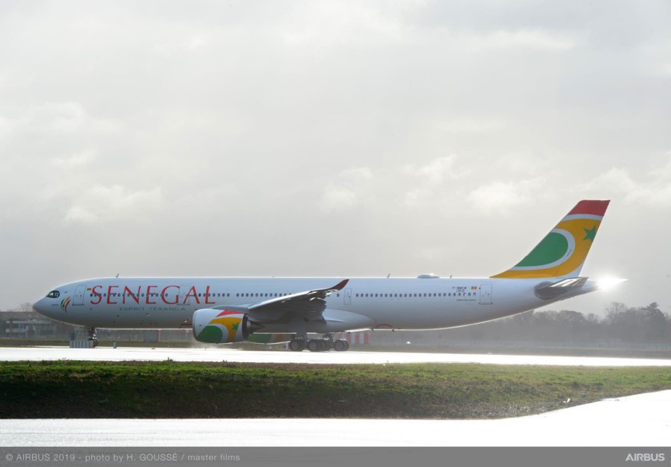 VOL INAUGURAL AIR SENEGAL AUX USA  Les billets Air Sénégal environ 150.000 F Cfa moins chers, la grosse concurrence avec Delta Airlines qui est en alliance avec Air France, le défi de la ponctualité et des liaisons domestiques