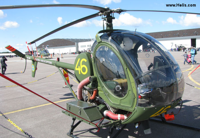 VOCATION AGRICOLE L'Armée de l'air sénégalaise se fait livrer un Schweizer S300C pour la lutte contre les insectes