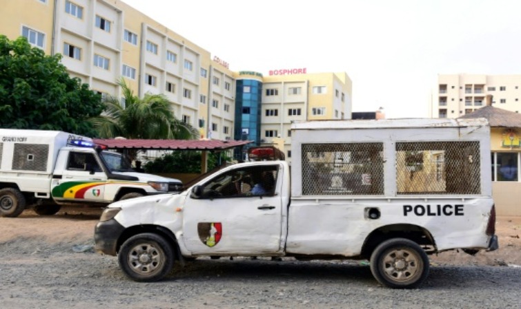 BAVURE POLICIERE A YEUMBEUL NORD Un élément de la brigade de recherches indexé