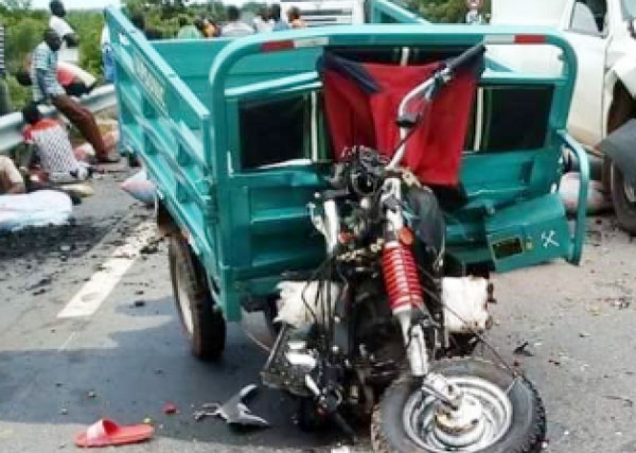 MORTEL ACCIDENT ROUTIER À GOLF SUD Un homme tombe d’une moto tricycle et meurt