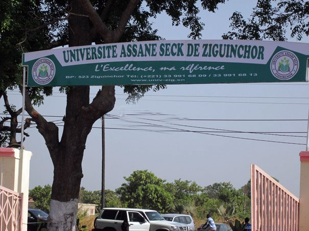 CONDITIONS EXECRABLES D’ÉTUDES À L'UNIVERSITÉ ASSANE SECK DE ZIGUINCHOR: Les étudiants boudent la restauration pour aller au front, exigent l’achèvement des chantiers