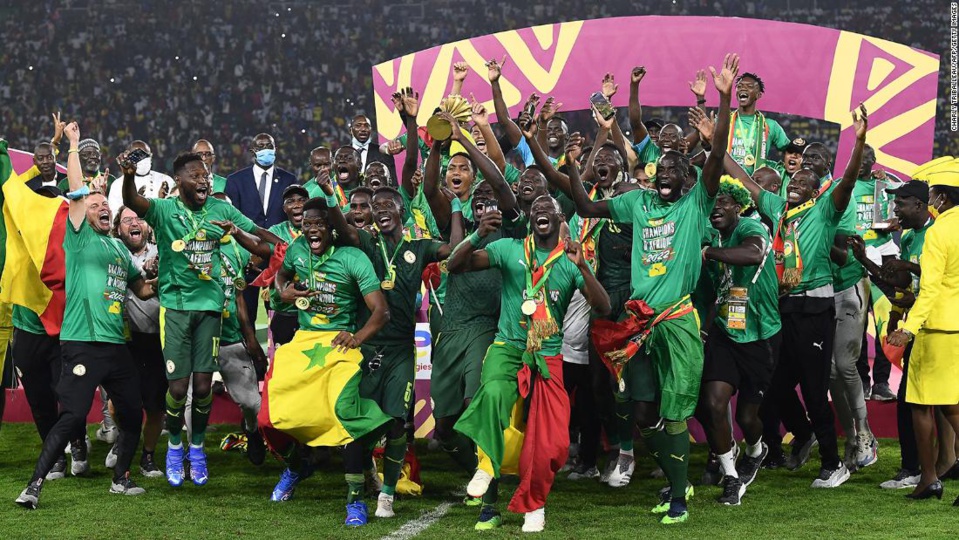 LE SENEGAL DECROCHE SA PREMIERE ETOILE DEVANT L’EGYPTE AU CAMEROUN: Enfin, la Coupe au Sénégal, Sadio gagne son duel devant Salah