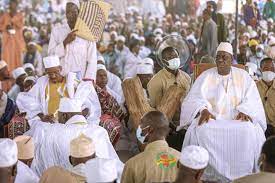 CEREMONIE OFFICIELLE DU DAAKA DE MEDINA GOUNASS 2022 :Le Khalife adoube Macky et invite la jeunesse au travail