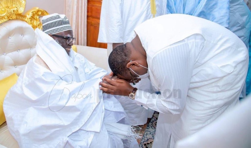 Macky Sall à Touba hier nuit