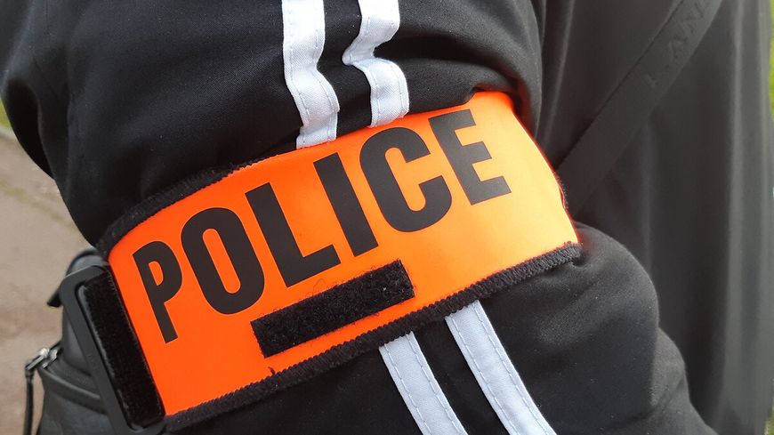 EXTORSION DE FONDS A YEUMBEUL SUD: Pothio, indicateur mais faux policier, démasqué et sauvagement lynché