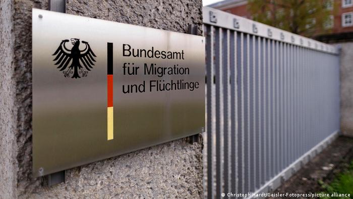 TENTATIVE D'ENTRÉE EN ALLEMAGNE SANS AUTORISATION: Un migrant sénégalais avec 14 identités différentes arrêté et envoyé en prison en attendant son expulsion