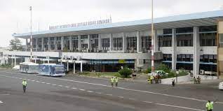 Froid de canard aux alentours de l’aéroport Léopold Sédar Senghor de Dakar pour accueillir les Lions