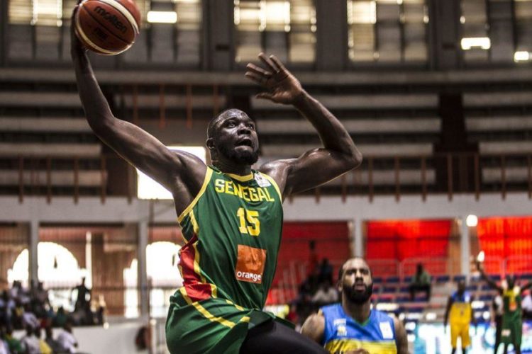 YOUSSOU NDOYE, CAPITAINE DES LIONS DU BASKET: « Le seul objectif pour Alexandrie, c’est de gagner tous les trois matchs »