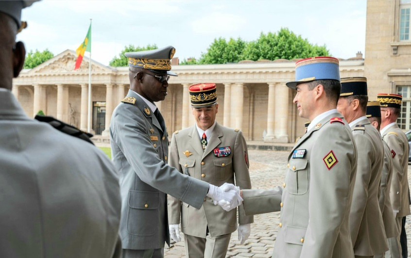 Le Gl Cheikh Wade décroche sa 5ème étoile avant d’aller à la retraite