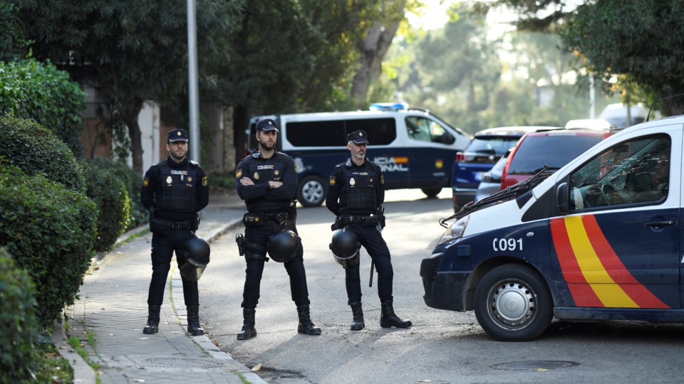 ESPAGNE : Un compatriote multirécidiviste avec 9 arrestations, arrêté pour vol de téléphone portable dans une église