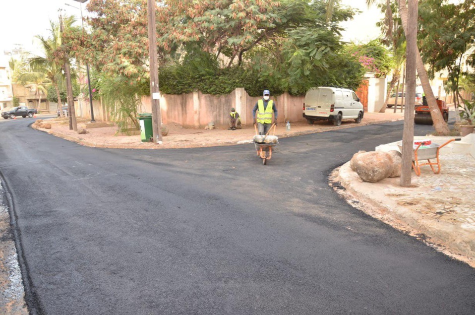 RÉFECTION ET RÉHABILITATION DES ROUTES IMPRATICABLES DANS LES 19 COMMUNES PAR LA VILLE DE DAKAR : Hann Bel-Air reçoit le premier projet de désencombrement de la voirie et des caniveaux