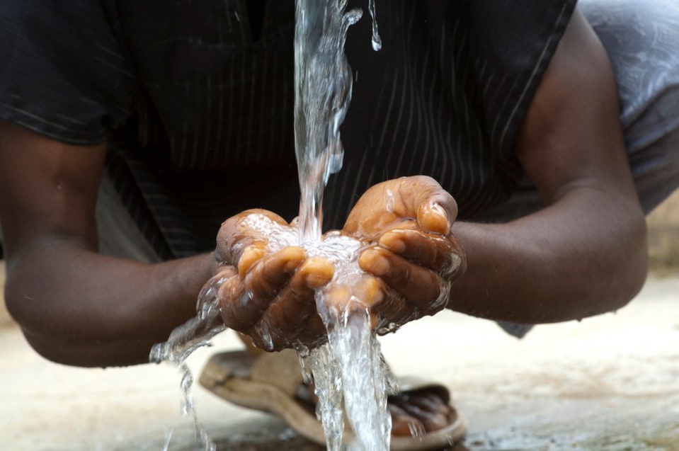 ACCES UNIVERSEL AUX SERVICE DE BASE EAU, HYGIENE, ASSAINISSEMENT : La recherche comme levier puissant pour résoudre les défis complexes liés à l'assainissement