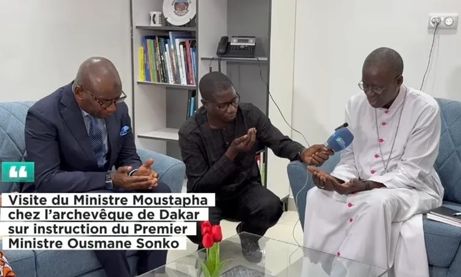 RECULADE OU BAISSE DE TENSION CHEZ OUSMANE SONKO ?  : Moustapha Guirassy rend visite à l’Archevêque et clôt la polémique