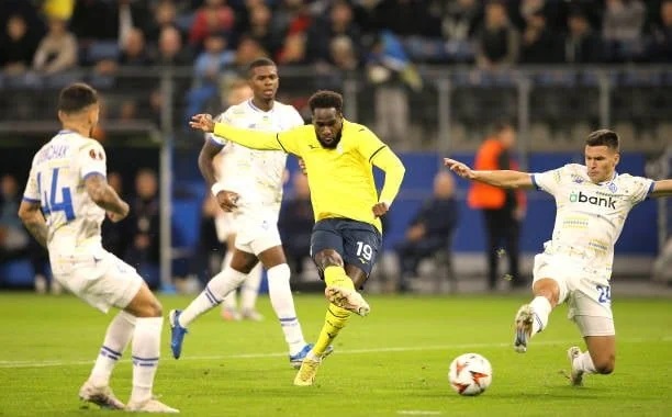 Ligue Europa : La Lazio s’impose face au Dynamo Kiev grâce à un doublé de Boulaye Dia