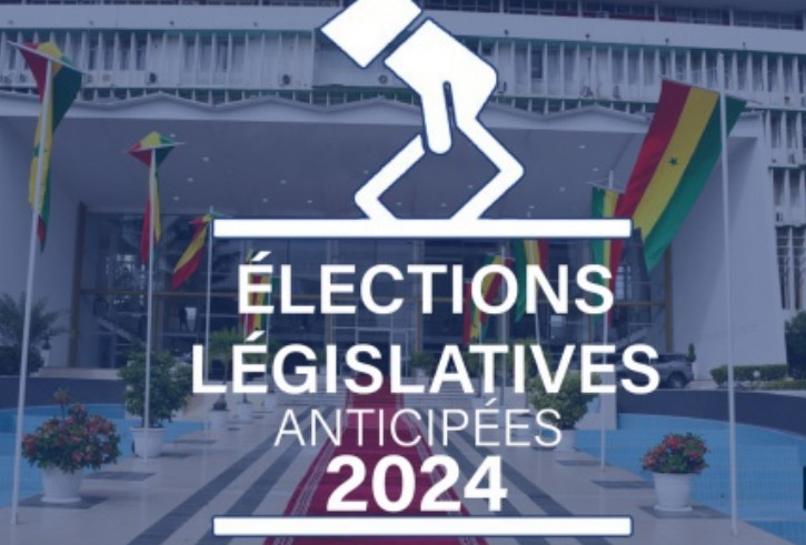 La nomination de Moustapha Djitté en tant que Directeur général de l'ARCOP, est jugée irrégulière, en violation des dispositions légales.  Selon le décret n°2007-546 du 25 avril 2007, qui régit l'organisation et le fonctionnement de l'Autorité de Rég