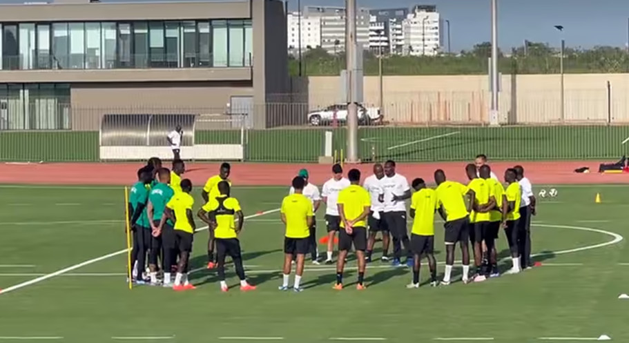 PREMIERE SEANCE D’ENTRAINEMENT : Le Duo Thiaw-Pellerin démarre avec 16 Lions