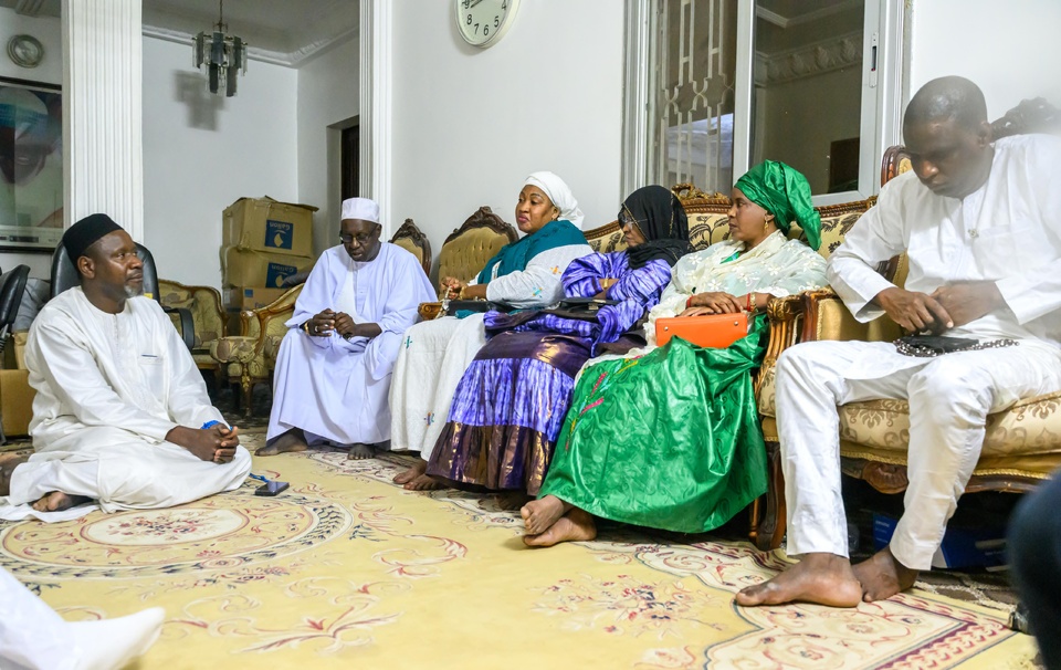 Après la levé de l’immunité parlementaire du Farba Ngom, ses collègues du groupe parlementaire Takku Wallu ont décidé de faire le tour de tous les chefs religieux du Senegal pour dénoncer l’acharnement du régime en place sur leur collègue. 