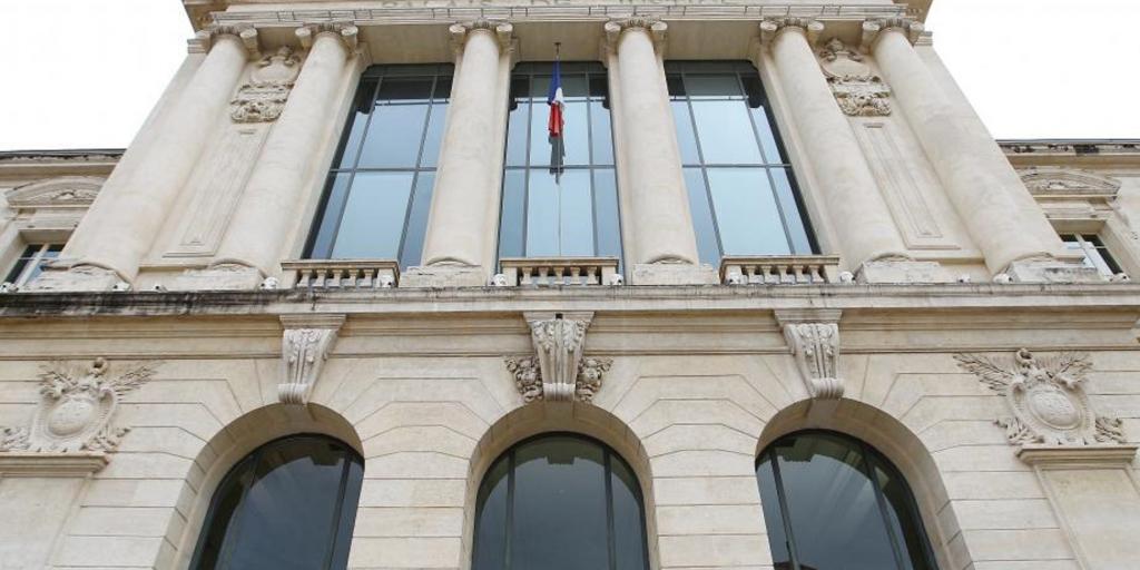 Condamné à 2 ans ferme à Nice pour pédopornographie: un français collectionnait des photos d'adolescents dénudés