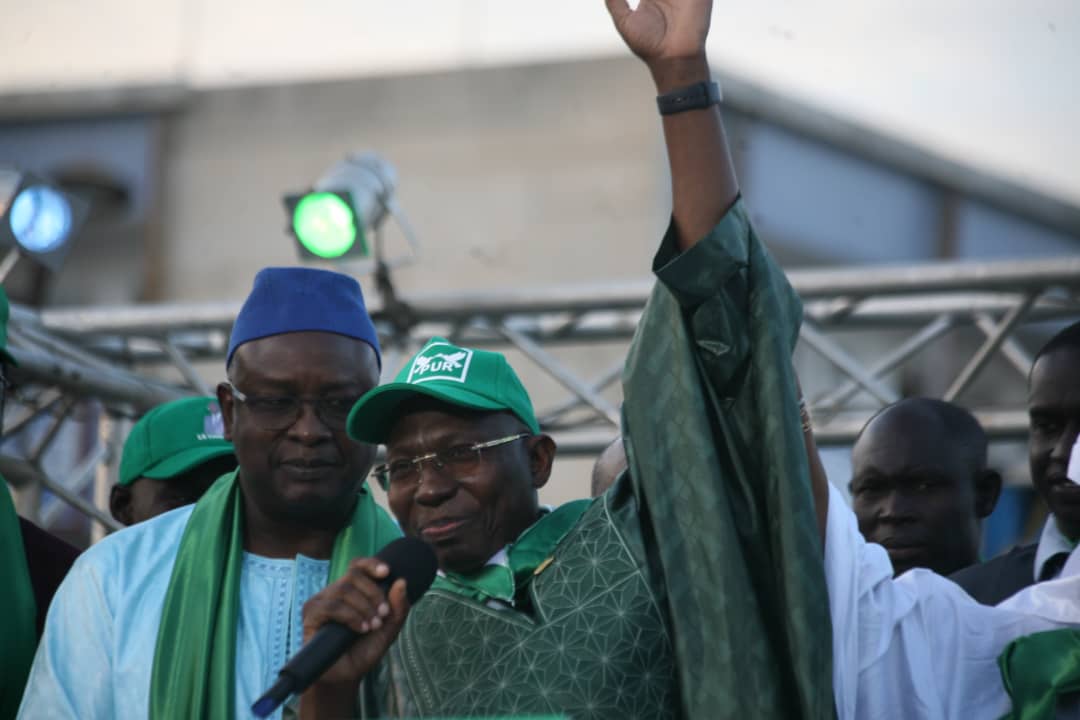 CANDIDAT DU PUR A LA PRESIDENTIELLE DE FEVRIER PROCHAIN: Pr Issa Sall remplit à ras bord les allées du Centenaire et promet une batterie de mesures aux Sénégalais