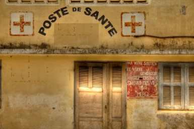 CONSTRUCTION D'UN POSTE DE SANTE DANS LE VILLAGE DE TIECKERE : L’Armp prend Aymérou Gningue en flagrant délit de violation du Code des marchés publics et lui… pardonne