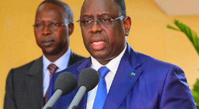 SUPPRESSION PROCHAINE DU POSTE DE PREMIER MINISTRE: Macky Sall décide de jeter le bouclier face à une opposition sans nerf