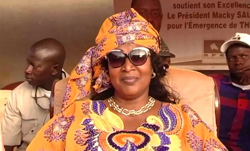 Communiqué du conseil des ministres: Quand est-ce que Ndèye Tické Ndiaye Diop va arrêter de nous nous fatiguez avec ses fautes?