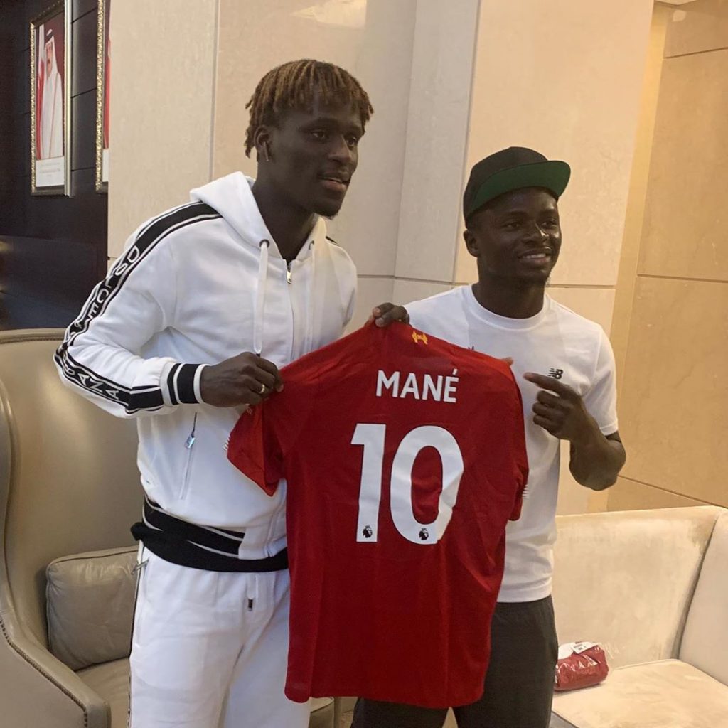 COUPE DU MONDE DES CLUBS QATAR : DES SENEGALAIS SE RETROUVENT : Kara Mbodj et Momo Diamé ont rendu visite à Sadio Mané